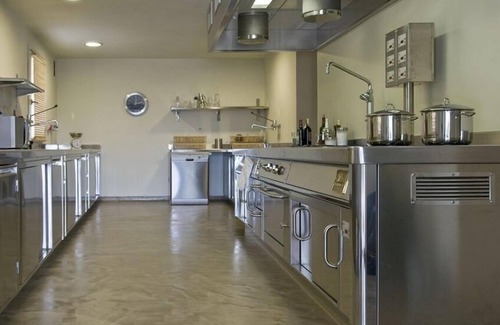 Todi House | Umbria - 6-Bedroom Country House with Ocean View & Pool