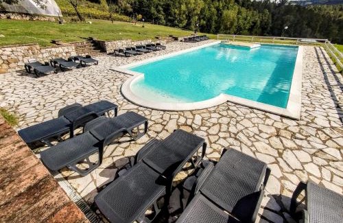 Monte Castello di Vibio House | Inviting Farmhouse in Umbria with Pool & Cinema Room