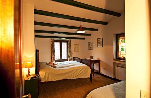 Monte Castello di Vibio Villa | Idyllic Umbriaverde: A Top-Rated Retreat in Umbria