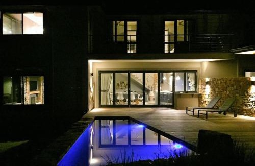 Kenton on Sea Villa | Umthi Lodge: Wildlife Retreat with Heated Pool & Ocean Views