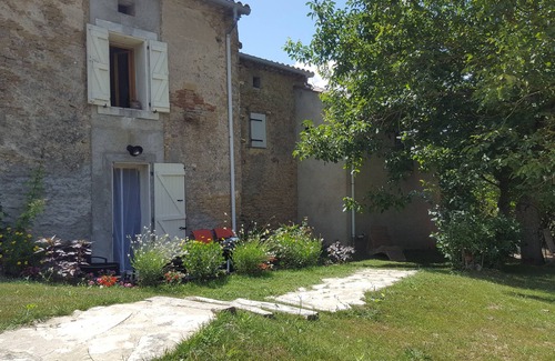 Saint-Felix-Lauragais Cottage | Property of Distinction: "Un air d'autan" Country Gîte
