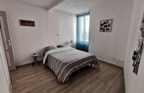 Laroque-des-Alberes House | Un Air de Vacances: Pet-Friendly Retreat with 9.5 Rating