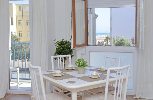 Nettuno Apartment | Discover Un angolo al sole: Family-Friendly 4-Star Retreat