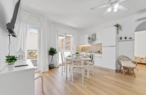 Nettuno Apartment | Discover Un angolo al sole: Family-Friendly 4-Star Retreat