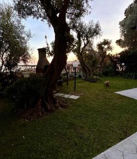 Pieve Ligure House | Oceanfront Escape at Un Angolo di Paradiso - Rated 9.1/10