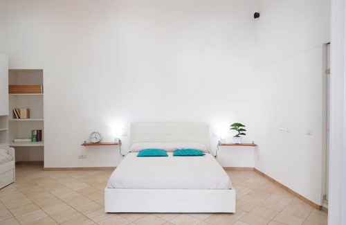 Bacoli Apartment | Seaside Apartment with Ocean View and Hot Tub Amenities