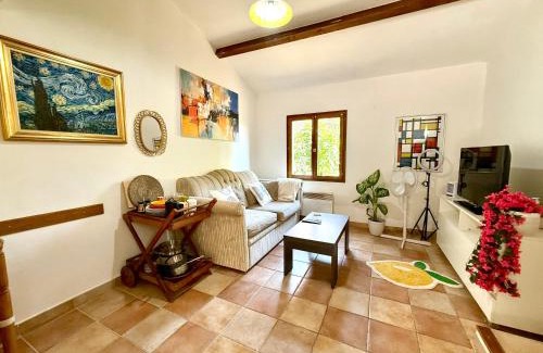 Vence Apartment | Cozy 2-Room Apartment with Pool and Parking Near Beach