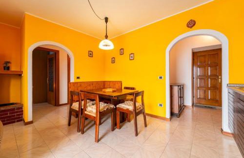 Cerceno Apartment | Pet-Friendly Escape at Un Balcone sul Lago by Wonderful Italy