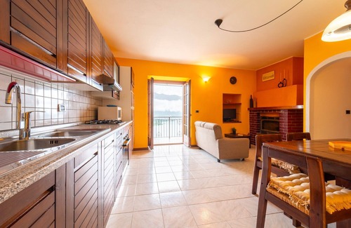 Cerceno Apartment | Explore Un Balcone sul Lago with Lake Views & Pet Friendly Stays