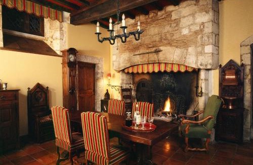 Condom House | Enchanting Medieval Castle in Condom, Gers with Pool Access