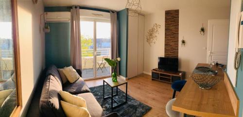 Roques Apartment | Cosy Comfort at Rendez-vous: Pool & Family-Friendly Stay