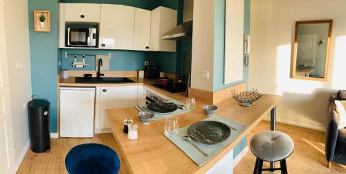 Roques Apartment | Cosy Comfort at Rendez-vous: Pool & Family-Friendly Stay