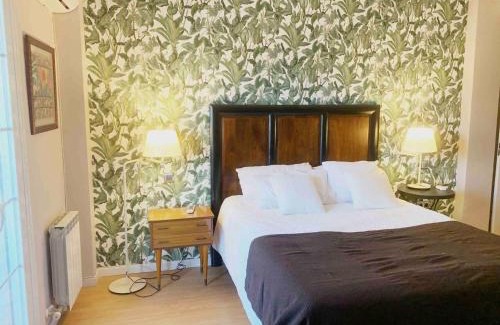 El Gancho Apartment | Discover Comfort at La Casa de Ion - Central Location