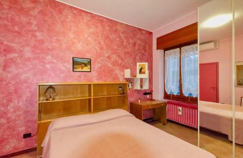Crescenzago Apartment | Discover a Hidden Green Oasis in the City - 9/10 Rated