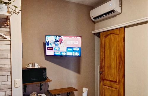 San Pedro Sula Apartment | Comfort and Security Await at Our City Oasis Hotel!