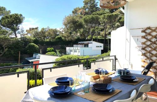Arzeno Apartment | Discover Un Passo dal Mare: Oceanfront Family Retreat