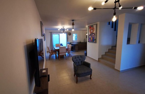 Queretaro House | Discover Querétaro’s Essence in Tres Cantos Retreat
