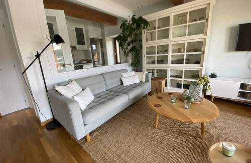 Ferrol House | Idyllic Escape: Un Pequeño Sueño with Spa and Hot Tub