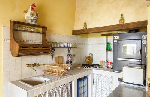 Castiglione della Valle Other | Discover Un Petit Paradis: Pool, Spa & Family-Friendly Fun