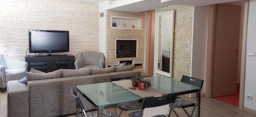 Ivrea Apartment | Relaxing Apartment Steps from the City Center with Breakfast