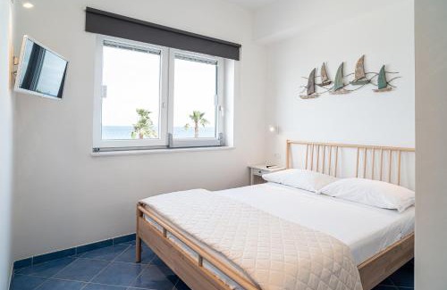 Santa Maria di Castellabate House | Beachfront Bliss at Un Posto al Mare - Guest Rated 10/10