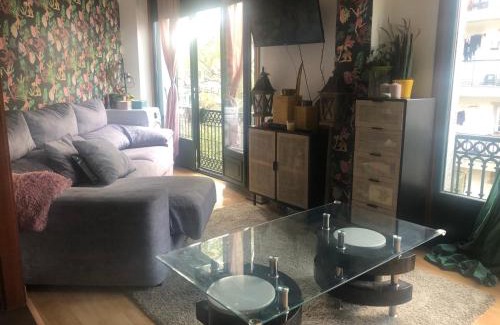 Caldas de Reis Apartment | Discover Un Rincón Romano - Perfect for Families!