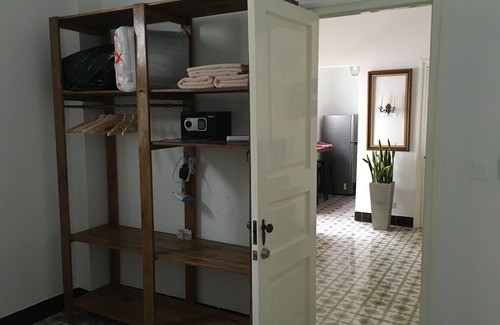Old Havana Apartment | Ideal Retreat: Guest Rated 9.6 with Spa and Family Amenities