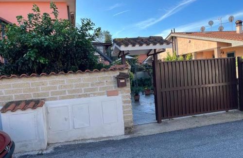 Zona XXXII Acilia Nord House | Discover Un Sogno nel Verde: Pet Friendly Getaway