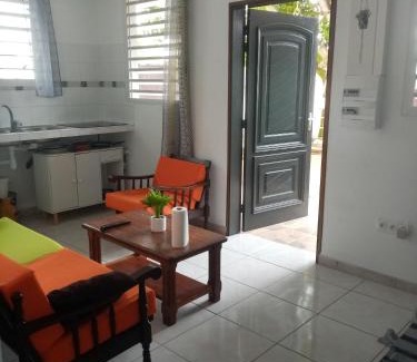 Kourou House | Comfortable T2 with Family-Friendly Amenities