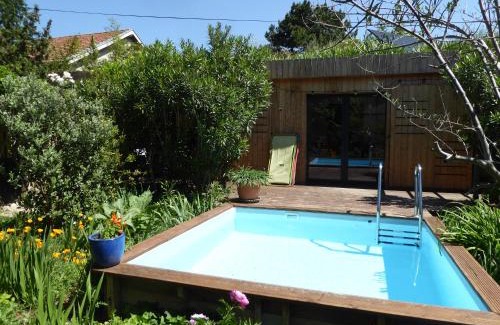 Valence Bed & Breakfast | Dreamy Oceanfront Escape with Pool and Restaurant