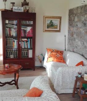 Canale Monterano Apartment | Discover UN TETTO NEL CIELO: Family-friendly Retreat