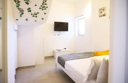 Mergellina Apartment | Beautiful Terrace Overlooking the Gulf of Naples - Family Friendly
