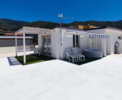 Paola Apartment | Oceanfront Bliss at Una Terrazza sul Mare with Hot Tub