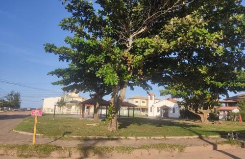 Unamar House | Beachside Retreat at Unamar Cabo Frio: Pet-Friendly Escape
