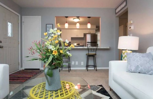 Benson House | Discover the Perfect Group Travel Retreat for Families