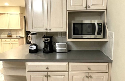 A-Zone House | Prime Location: 5BR Beach House with Pool & Ocean View