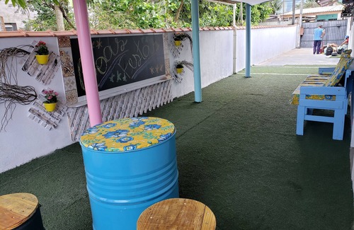 Caraguatatuba House | Budget-Friendly Retreat for Up to 8 Guests with Pool Access