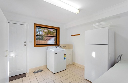 Nelson Bay House | Unparalleled Oceanfront Views at Pacific Waters, Port Stephens