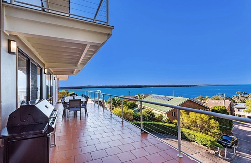 Nelson Bay House | Unparalleled Oceanfront Views at Pacific Waters, Port Stephens