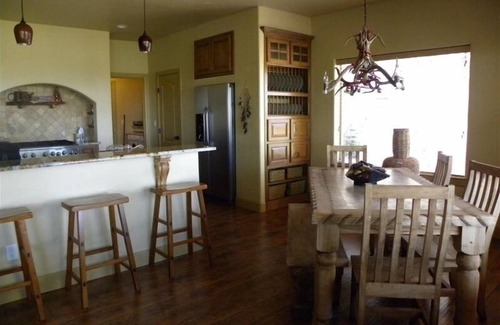 Alto House | Unbeatable Views & Location: Ski, Golf, and Family Fun