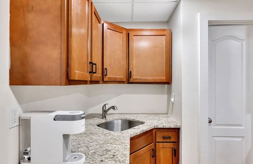 Troy Apartment | Comfortable Stay Near Colleges & Hospitals | Pet Friendly