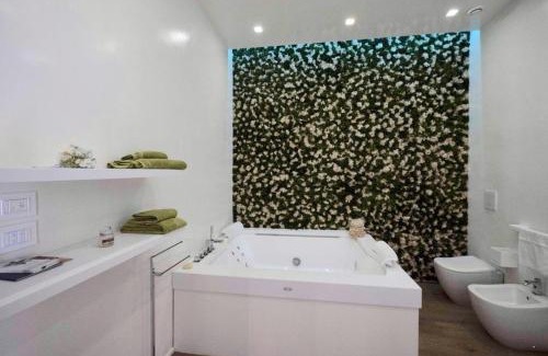 Chiaia Apartment | Unparalleled Luxury in the Heart of Naples with Spa Access
