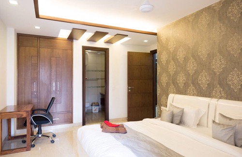 Green Park Bed & Breakfast | Relaxing Getaway at Under My Roof Superior Hotel