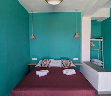 Ano Meria Apartment | Oceanfront Retreat at Under The Palm Tree Studios