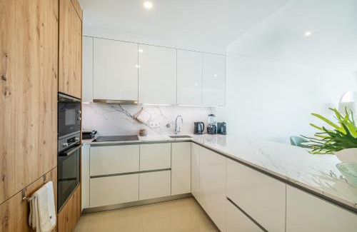 Armacao de Pera Apartment | Relax at Under The Sea 3: Family-Friendly Hotel with Pool