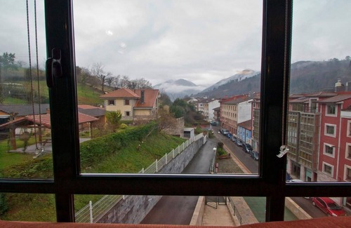 Cangas de Onis Apartment | Charming Retreat in Central Cangas de Onís with Views