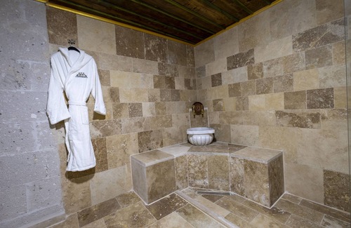 Cavusin Hotel | Experience Underground Cave Suites with Spa and Dining