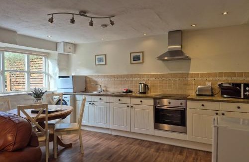 Aislaby House | Discover Underhill Holidays - 4-Star Cottage with High Ratings