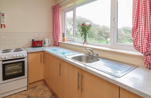 Saint Gennys House | Guest Rated 10/10: UNDERLANES, Pet Friendly in Boscastle