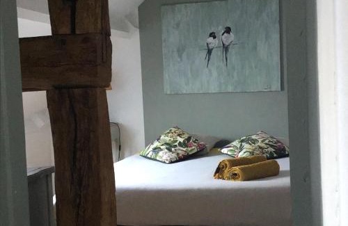 Beaune-la-Rolande House | Idyllic Countryside Retreat with a Guest Rating of 8.6